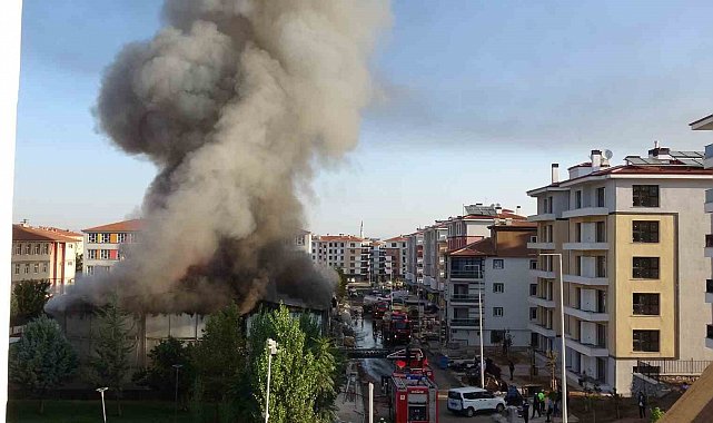 Malatya'da İşçilerin kaldığı yatakhanede korkutan yangın