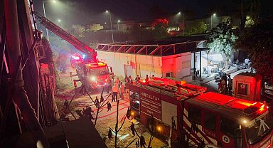 Manavgat'ta otelin personel lojmanında çıkan yangın büyümeden söndürüldü