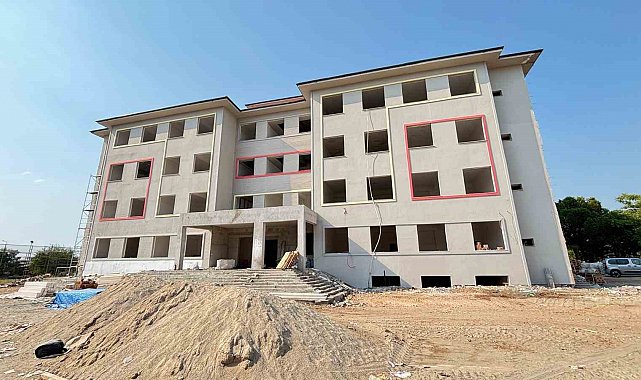 Manisa'da okullar yenileniyor