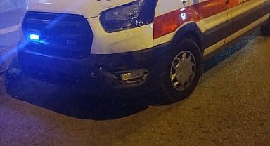 Mardin'de ambulans ile otomobil çarpıştı