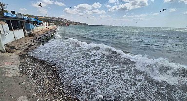 Marmara'da deniz ulaşımına poyraz engeli