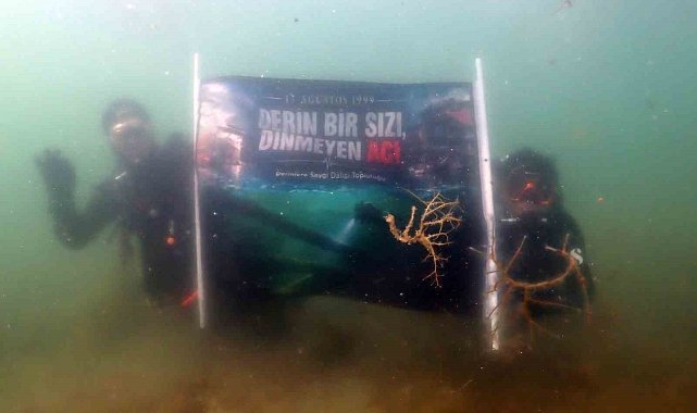 Marmara'nın karanlık gecesi derinlerde anıldı: "17 Ağustos derin bir sızı, dinmeyen acı"