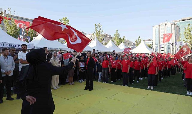 Melikgazi'de çocuklar doya doya eğlendi