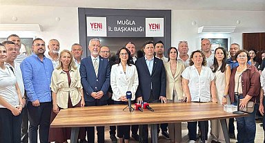 Menteşe Belediye Başkanı Aras Yeni Parti'ye geçti