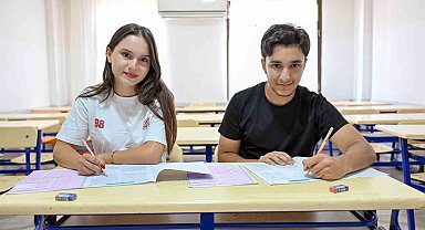 Mersin'de ücretsiz kurs desteğiyle 396 öğrenci üniversiteli oldu