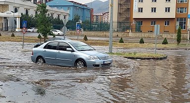 Meteorolojiden kuvvetli yağış uyarısı
