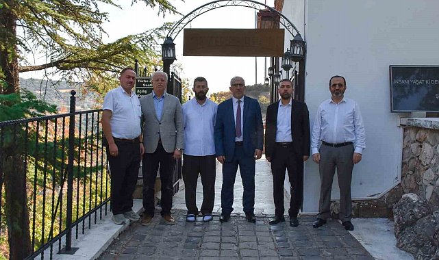 Mevlid-i Nebi Haftası'nda Şeyh Edebali Türbesi ziyaret edildi