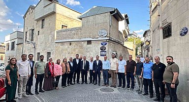 Milletvekili Bozgeyik, STK, esnaf ve muhtarları ziyaret ederek Gaziantep'in nabzı tuttu