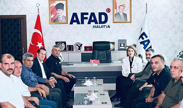 Milletvekili Ölmeztoprak, üreticinin emeği ve Malatya'nın geleceği için sahada