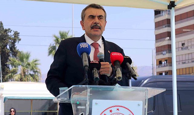 Milli Eğitim Bakanı Tekin: "Çocuklarımızın en iyi şekilde yetişmesi için çalışıyoruz"