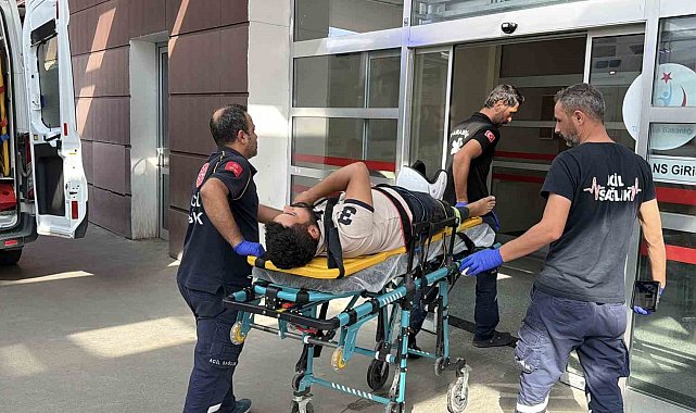 Motosiklet devrildi: 1 yaralı