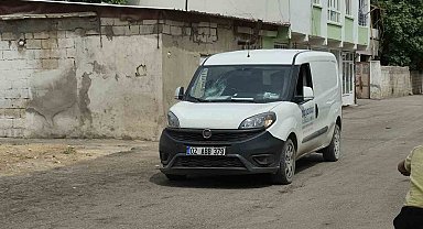 Motosiklet ile otomobil çarpıştı: 1 yaralı