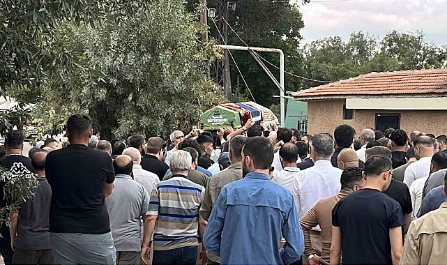 Motosiklet yola çıkan otomobille çarpıştı, 19 yaşındaki genç hayatını kaybetti