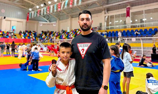 Niğdeli judocular Çankırı'dan 5 madalya ile döndü