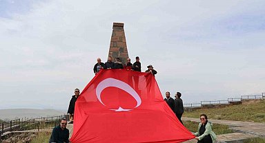 Oltu Yürüyüş Grubu, 30 Ağustos'ta Allahuekber şehitlerini andı