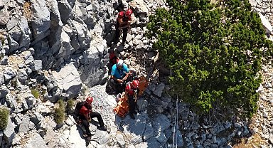 Ölüdeniz'de paraşüt kazası: 2 ölü