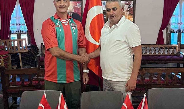 Osmanelispor 'İmparator' lakaplı Hasan Kol ile 'yola devam' dedi