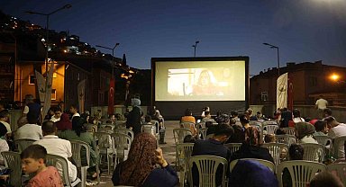 Osmangazi'de yaz akşamları sinema keyfiyle renklendi