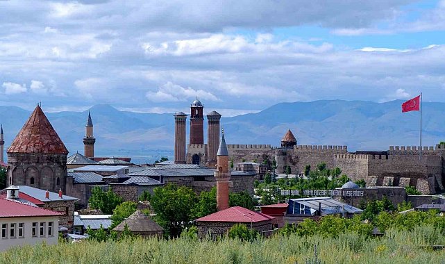 Osmanlı'nın Erzurum'a verdiği değer bu belgede saklıydı