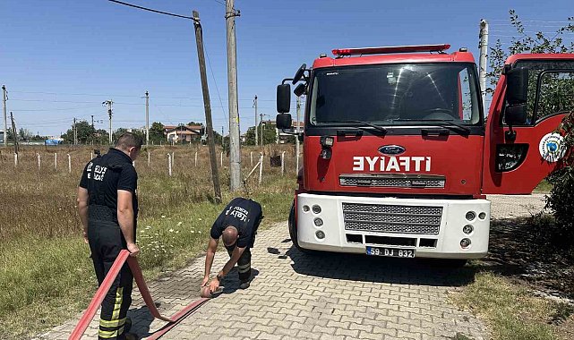 Ot yangını evlere sıçramadan söndürüldü