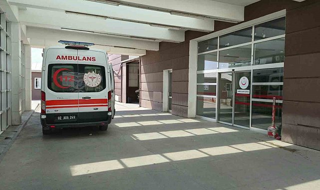 Parkta dengesini kaybeden kişi demire çarparak yaralandı