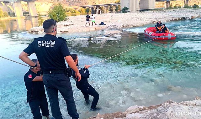 Piknik yaparken köprü altında mahsur kalan 6 kişi kurtarıldı