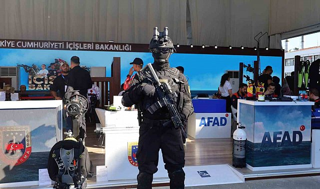 "Siyah Giyen Adamlar" yüksek teknolojileri ve keskin nişancılarıyla nefes kesti