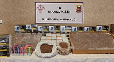 Sakarya'da kaçakçılık operasyonu: 120 kilo tütün ve yüz binlerce makaron ele geçirildi