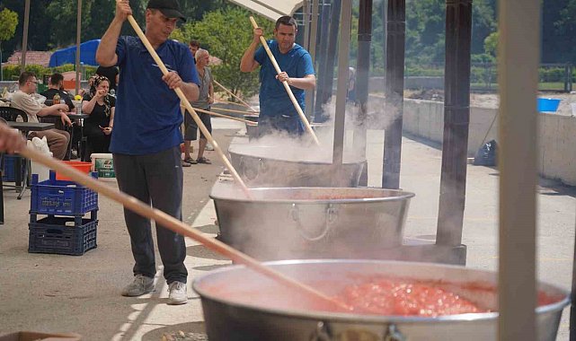 Salça yapımı için ilk ateşler yakıldı