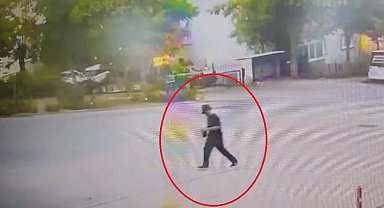 Şapkalı hırsız 'Örümcek Adam' gibi tırmanıp evleri soydu