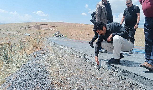 Sarıkamış'ta beton yol çalışmaları yerinde incelendi