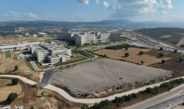 Şehir Hastanesi otoparkı hizmete açıldı