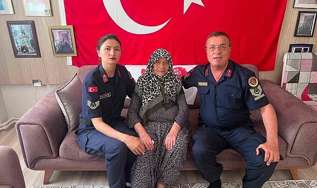 Şehit ailesine vefa ziyareti