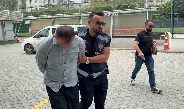 Semt pazarında genç kadına elle tacize gözaltı