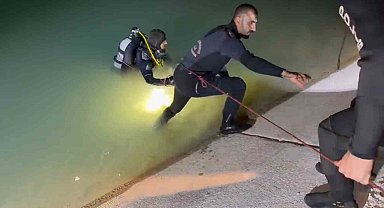 Serinlemek için girdiği kanalda boğuldu