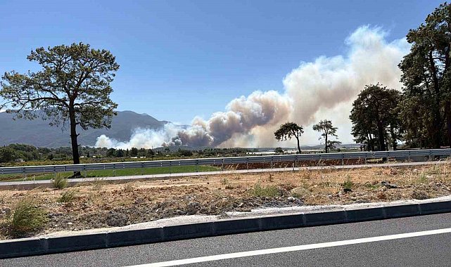 Seydikemer'de başlayan yangın Antalya Kaş sınırlarına sıçradı