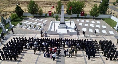 Siirt'te 30 Ağustos Zafer Bayramının 104. yıl dönümü coşkuyla kutlandı