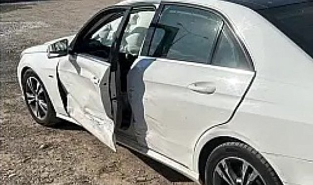 Siirt'te 4 aracın karıştığı kazada maddi hasar oluştu