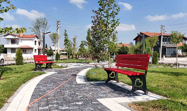 Sındırgı'da yeni yeşil alanlar yapıldı