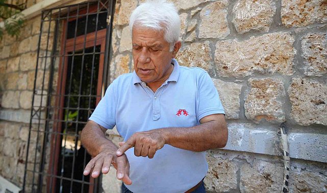 Su altında temizlik yaparken eline aslan balığı dikenleri batan profesörden sıcak sulu ilk müdahale uyarısı