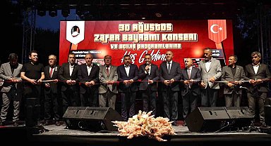 Sungurlu'da 30 Ağustos coşkusu açılışlar ve konserle taçlandı