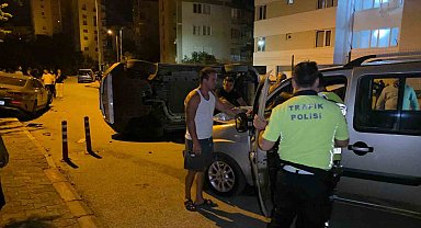 Takla atan araç park halindeki 4 araca çarptı