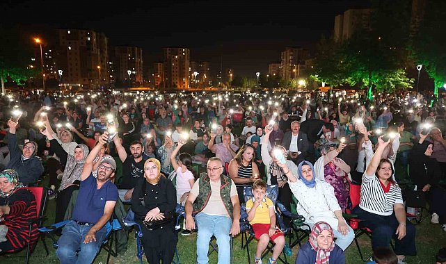Talha Bora Öge ve Orkestrası Melikgazi'de unutulmaz bir akşam yaşattı