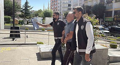 Tartıştığı kişiyi bıçaklayarak öldüren zanlı adliyeye sevk edildi