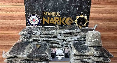 Ticari taksiyle uyuşturucu sevkiyatı polise takıldı