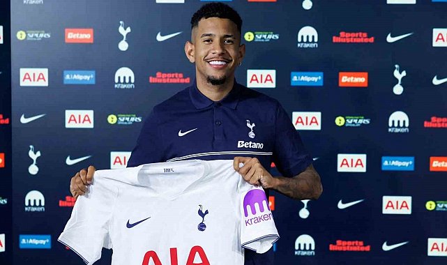 Tottenham, Savinho'yu renklerine bağladı