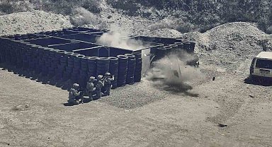 Tunceli JÖH'ten nefes kesen rehine kurtarma tatbikatı