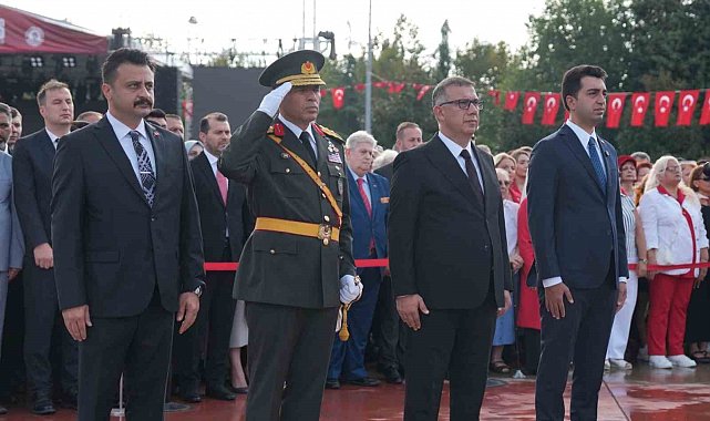 Tuzla'da 30 Ağustos Zafer Bayramı coşkusu törenlerle başladı