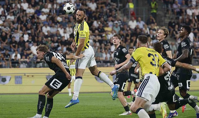UEFA Şampiyonlar Ligi: Sturm Graz: 0 - Fenerbahçe: 1
