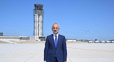 Ulaştırma ve Altyapı Bakanı Abdulkadir Uraloğlu: "2026 yılının başından bu yana 237 bin 40 kişi İHA pilotu olmak için başvuruda bulundu"